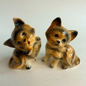 The Cutest Vintage Kitschy Kitten Cat Salt And Pepper Shakers Ever